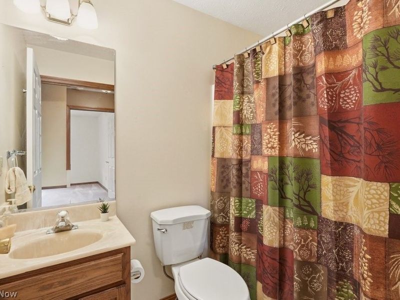 5723 Gateway Lane, Brook Park, OH 44142 Photo 26