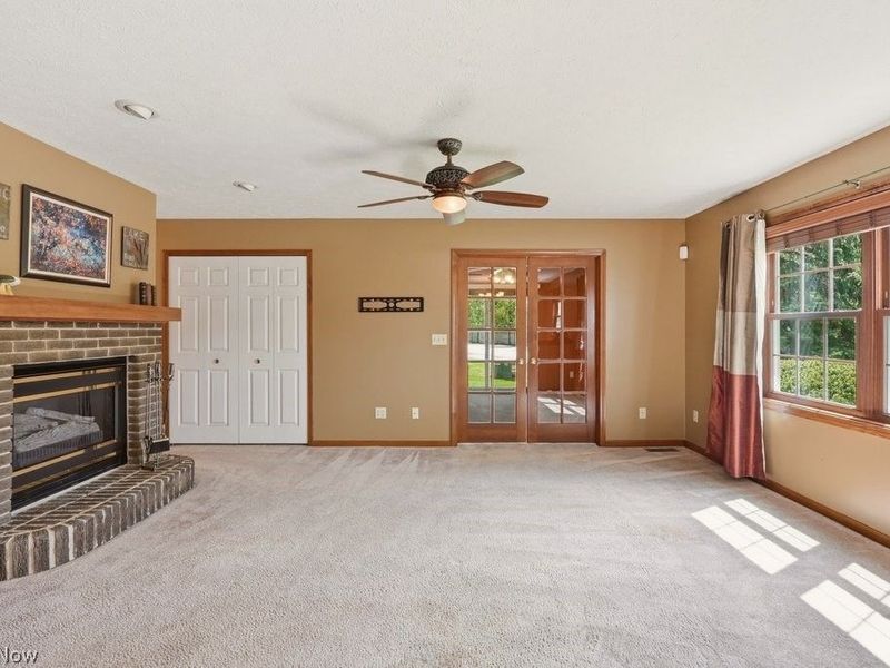 5723 Gateway Lane, Brook Park, OH 44142 Photo 6