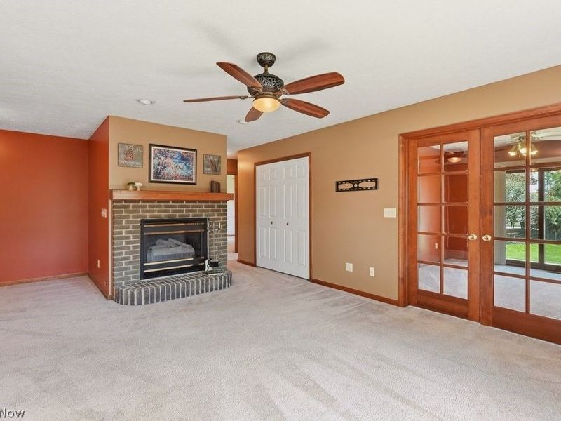 5723 Gateway Lane, Brook Park, OH 44142 Photo 7