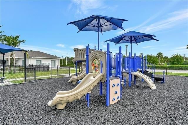 15071 Wildflower Cir , Naples, FL 34119 Photo