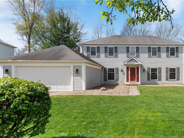 18256 Heritage Trail , Strongsville, OH 44136