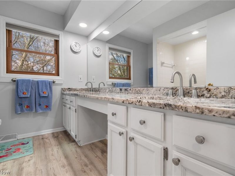 18256 Heritage Trail, Strongsville, OH 44136 Photo 28