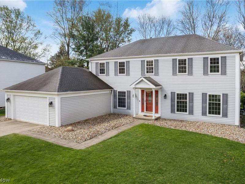 18256 Heritage Trail, Strongsville, OH 44136 Photo 3