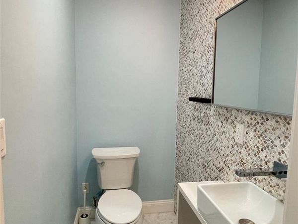 24814 Van Zandt Avenue , Little Neck, NY 11362