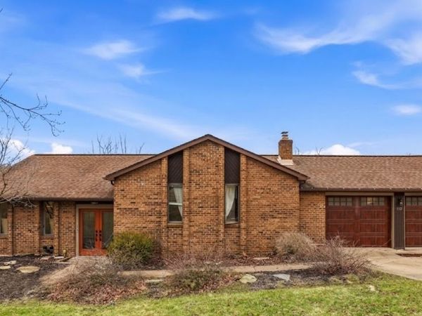 552 Center Church Rd, Canonsburg, PA 15317