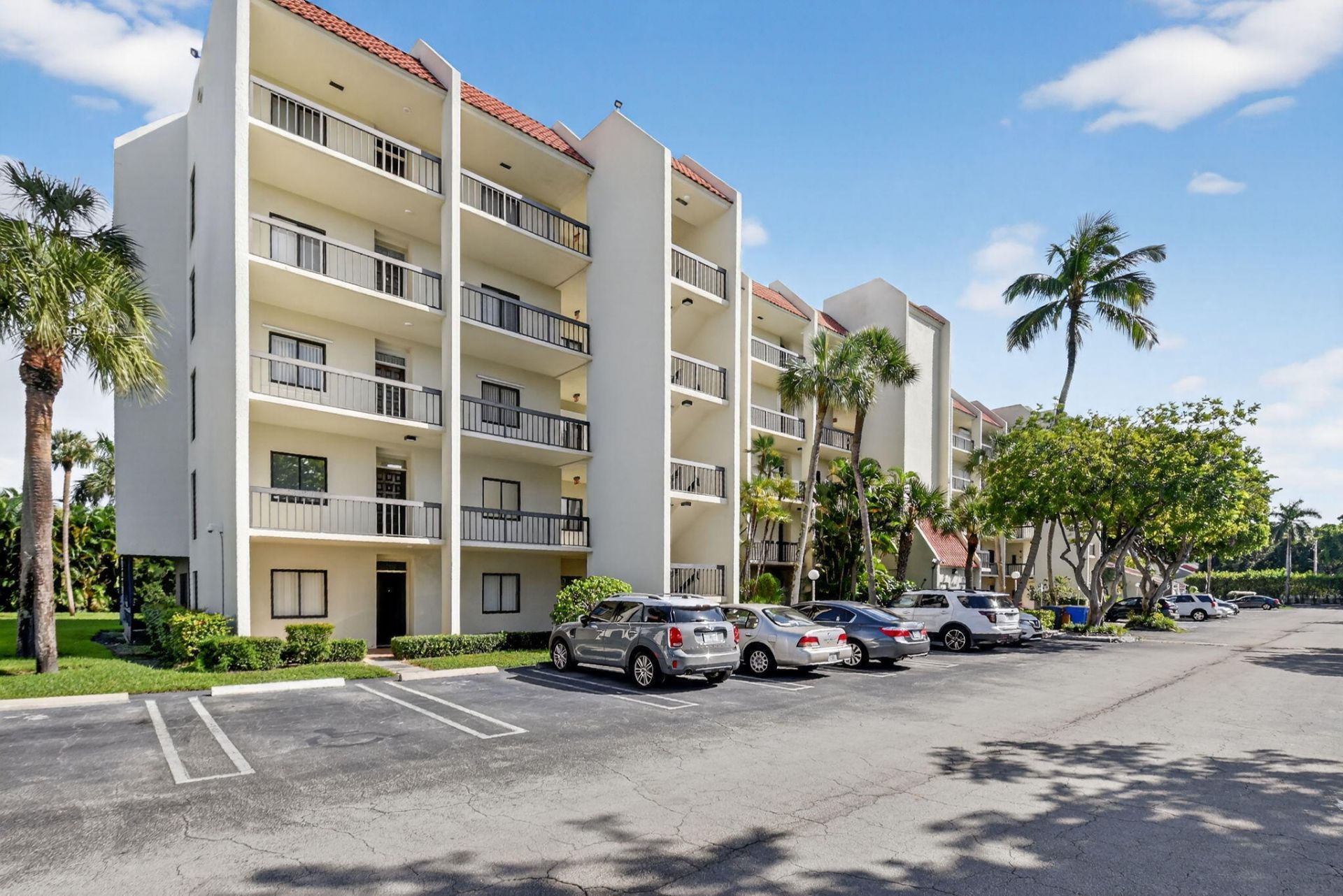 3000 Presidential Way, Unit 303, West Palm Beach, FL 33401 Photo