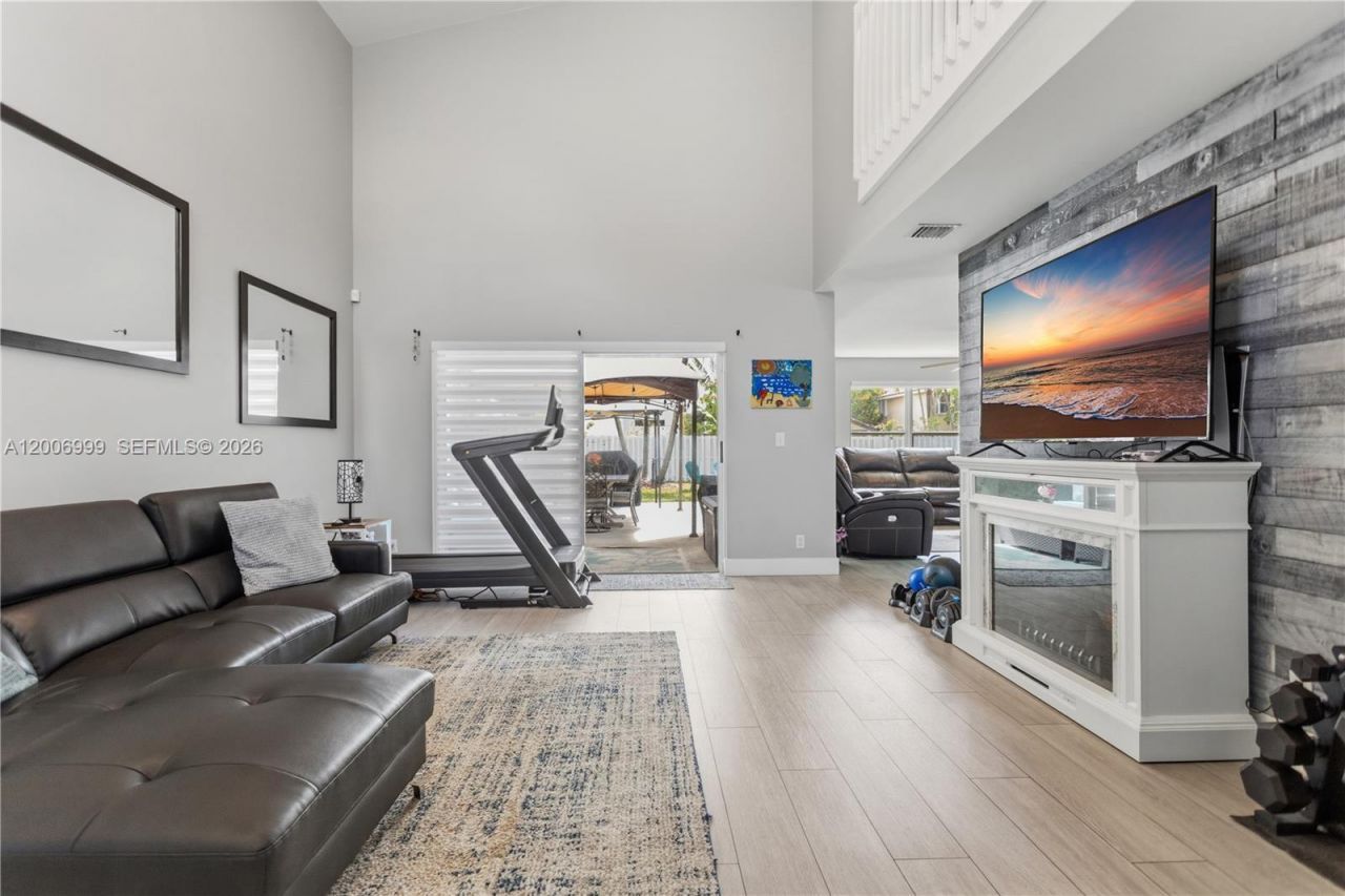 17347 SW 20th Ct, Miramar, FL 33029 Photo