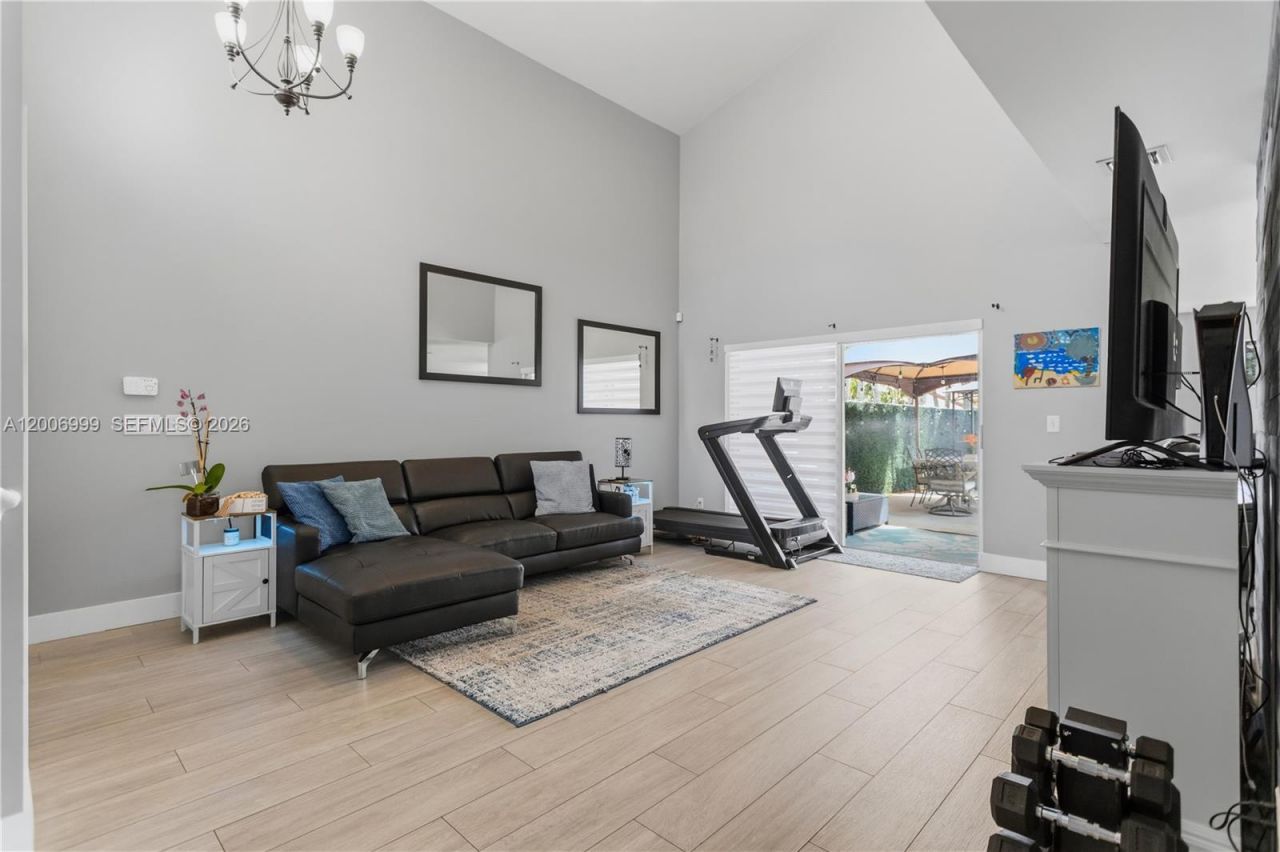 17347 SW 20th Ct, Miramar, FL 33029 Photo