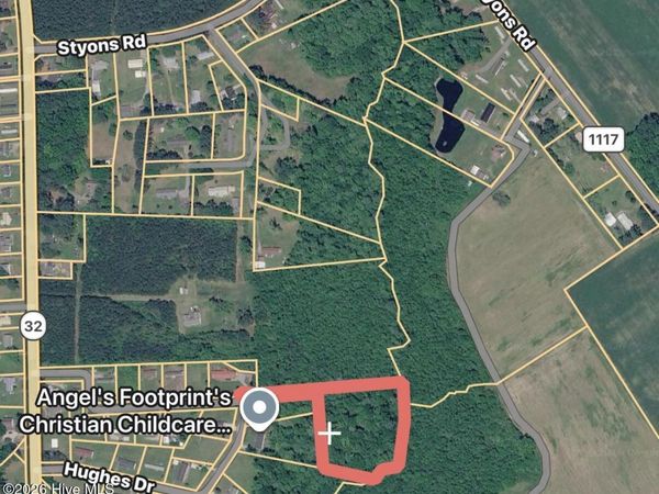 228 Hughes Drive , Plymouth, NC 27962