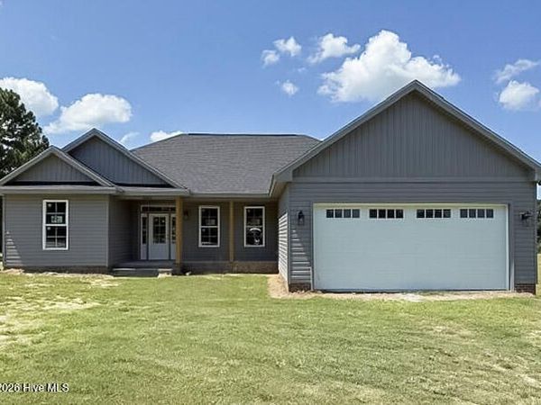 1013 E Birchwood Drive , Nashville, NC 27856