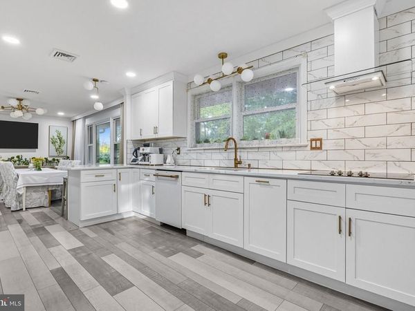 3 DOGWOOD DRIVE, SOUTHAMPTON, PA 18966