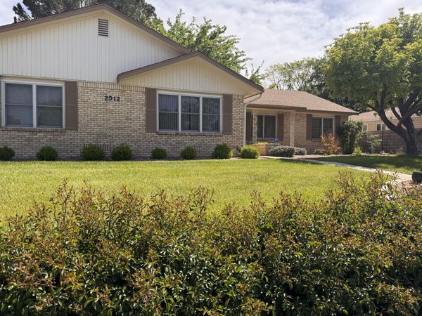 2512 Cutler Avenue NE, Albuquerque, NM 87106