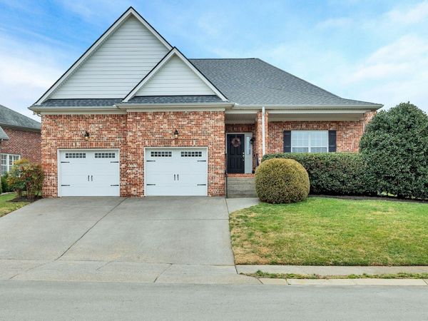 2009 Sunflower Dr , Spring Hill, TN 37174