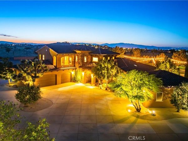 3211 Paddock Way, Quartz Hill, CA 93536