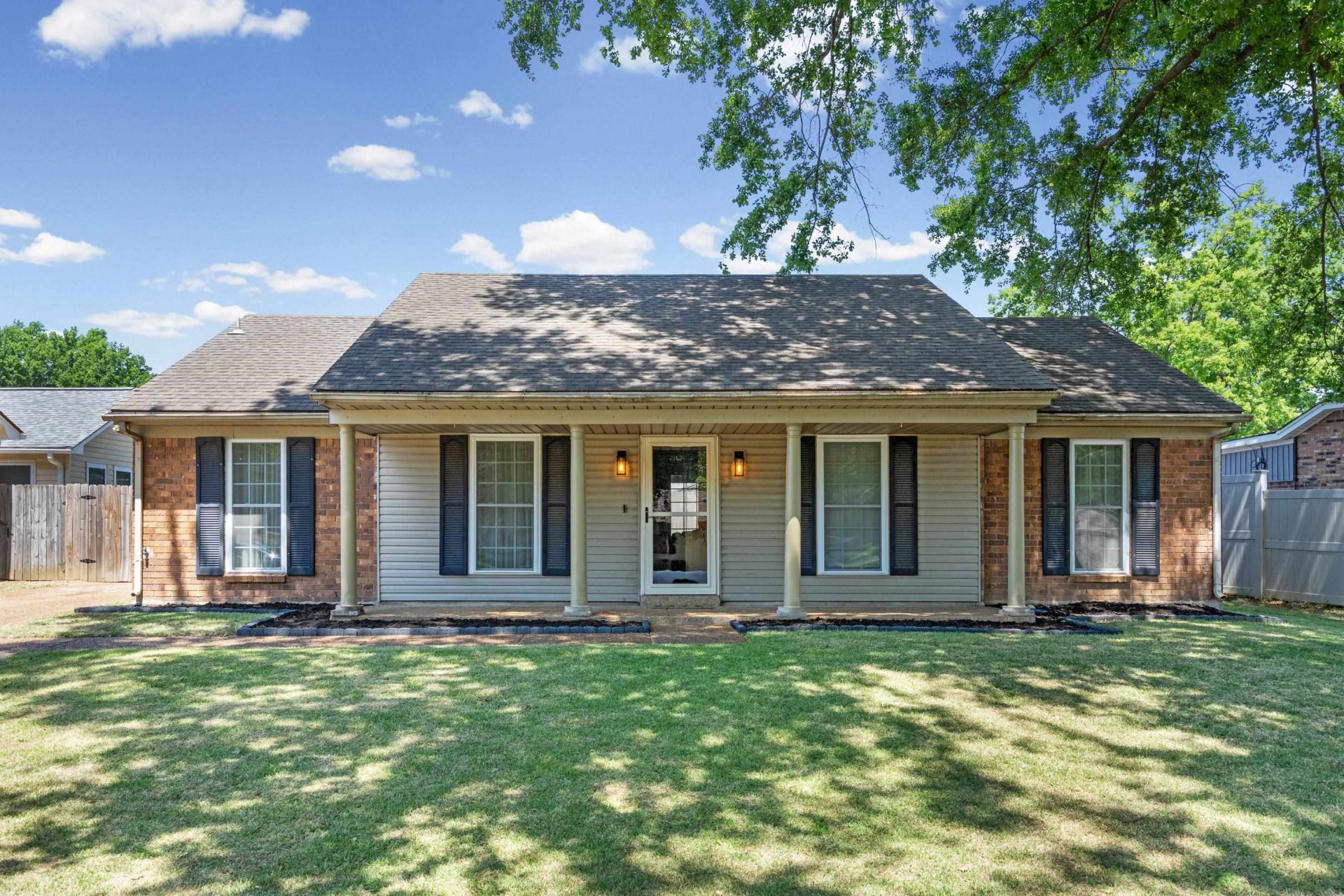 6888 Coral Hill Dr, Bartlett, TN 38135 Main Photo