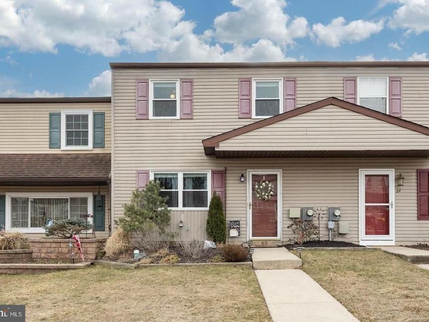 65 Pennypacker Drive, Schwenksville, PA 19473 Main Photo