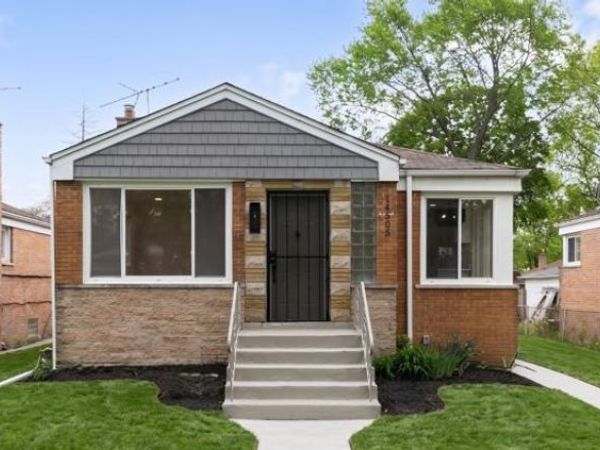 14505 Woodlawn Avenue , Dolton, IL 60419