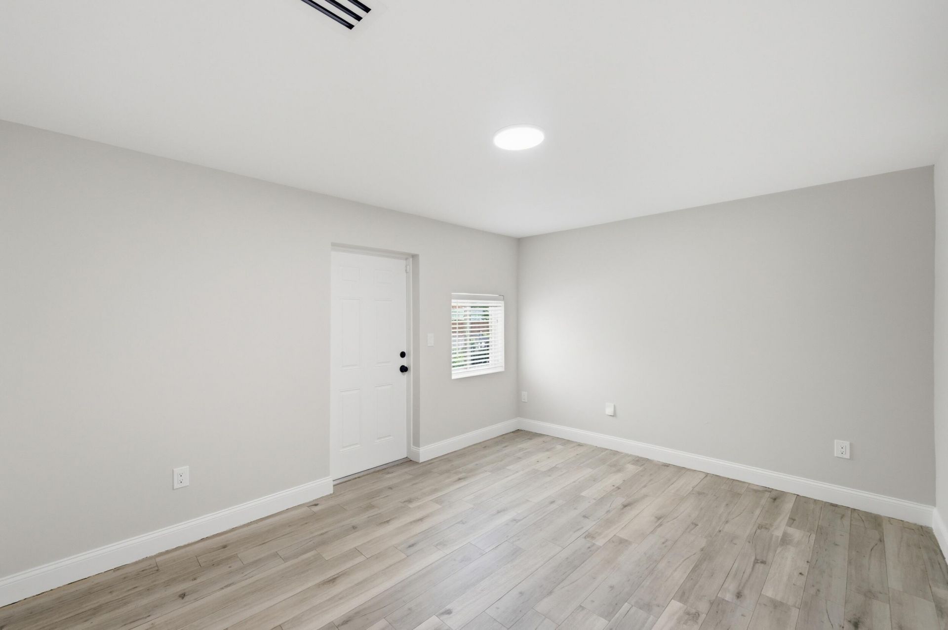 1770 SW 17th Avenue, Miami, FL 33145 Photo