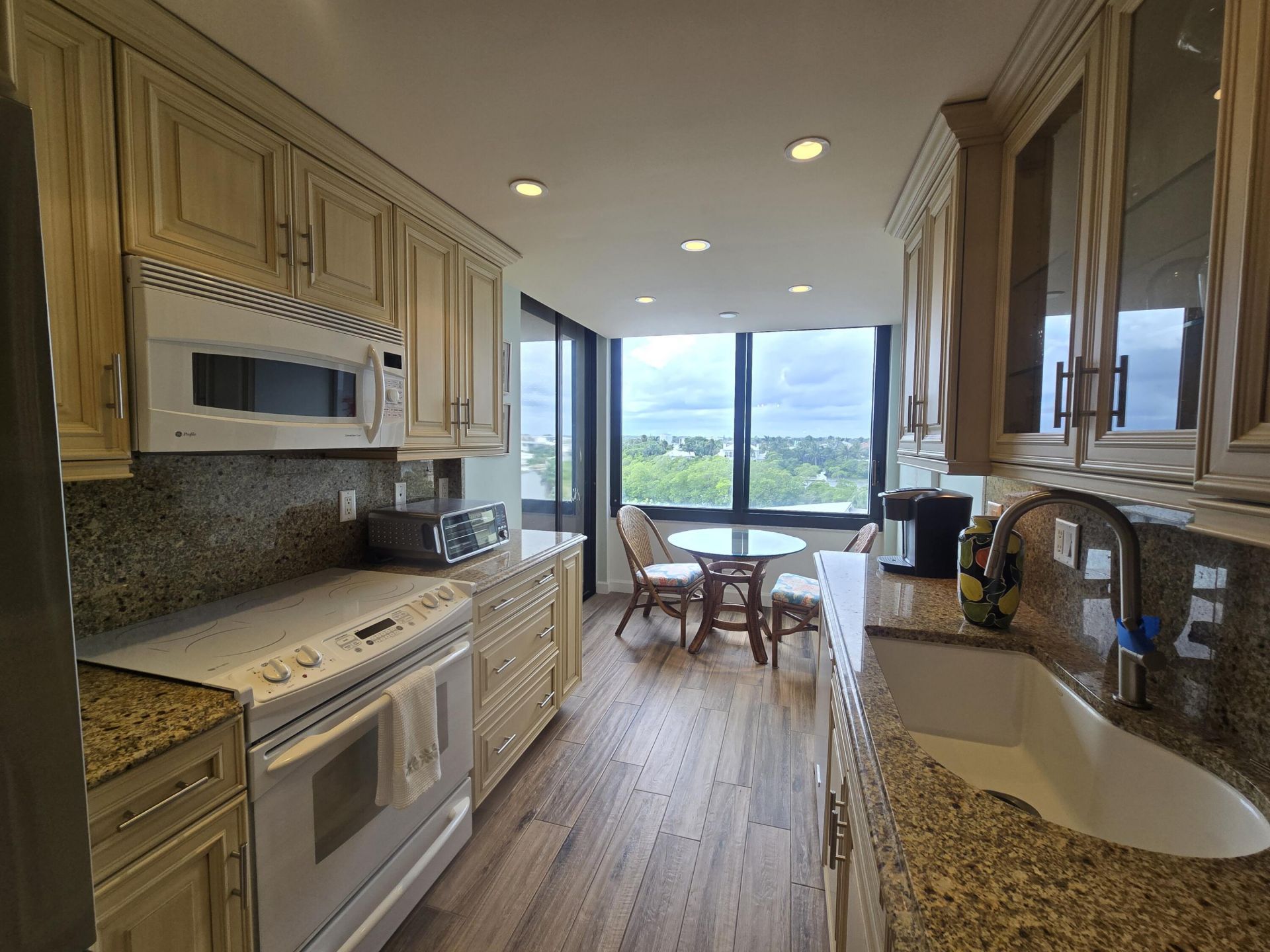 3589 S Ocean Boulevard, Unit 512, South Palm Beach, FL 33480 Photo