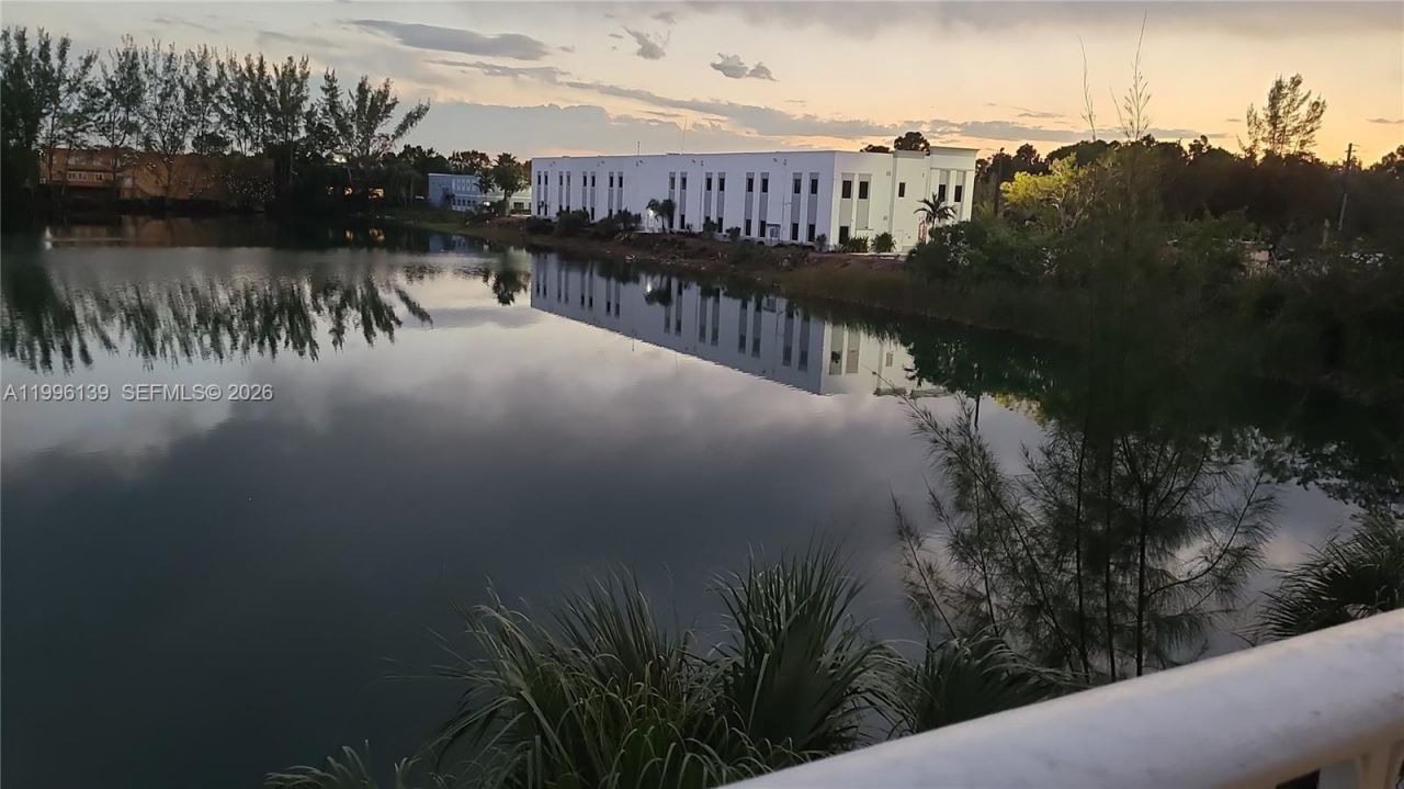 12940 SW 128th St , Unit 202, Miami, FL 33186 Photo