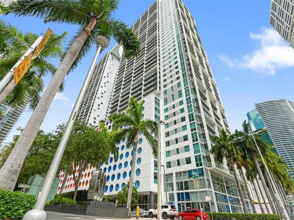 500 Brickell Ave , Unit 1405, Miami, FL 33131