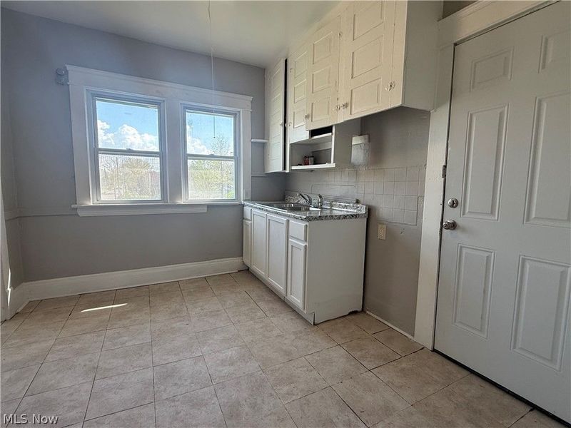 1278 E 115th Street, Unit 2, Cleveland, OH 44108 Photo 9