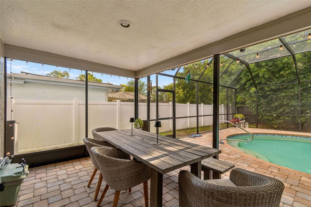 9548 123rd Way N, Seminole, FL 33772 Photo