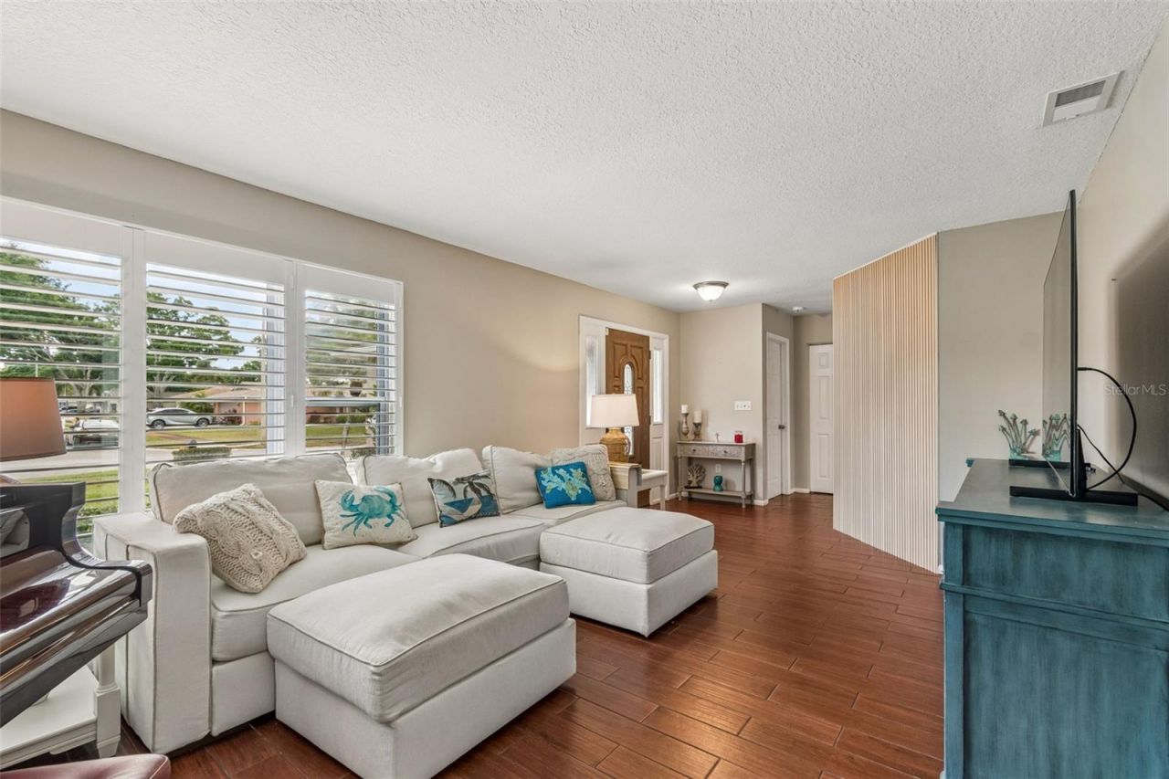 9548 123rd Way N, Seminole, FL 33772 Photo