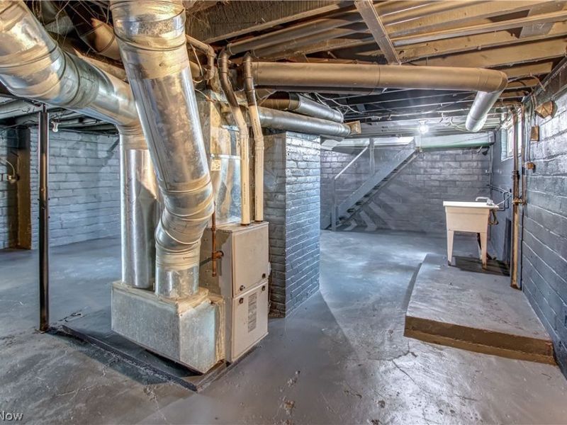 3211 W 116th Street, Cleveland, OH 44111 Photo 13