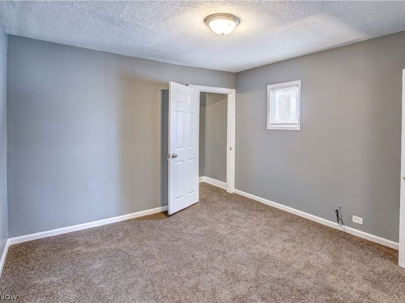 3211 W 116th Street, Cleveland, OH 44111 Photo 25