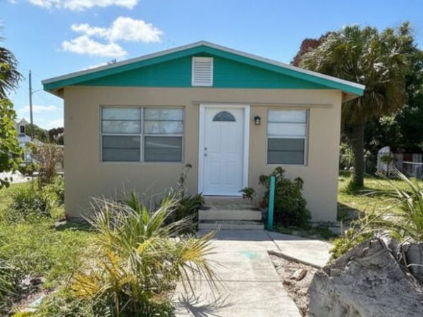 1601 N 17th Street, Fort Pierce, FL 34950