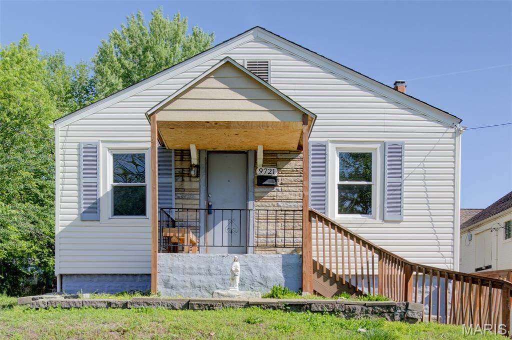 9721 Midland Boulevard, Overland, MO 63114 Main Photo