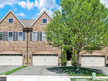 49 DAVID DRIVE, NEWTOWN, PA 18940