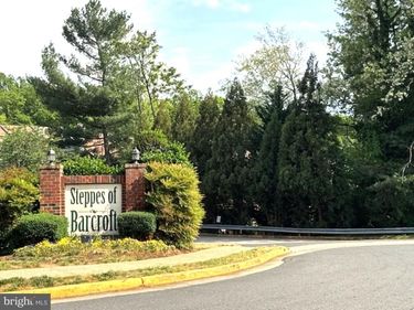 3840 B STEPPES COURT, Unit 3840B, FALLS CHURCH, VA 22041