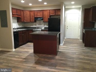 143 N FORT STREET , Unit 2, STRASBURG, VA 22657