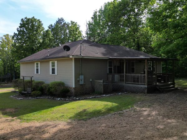 4083 Mississippi 12, Sturgis, MS 39769