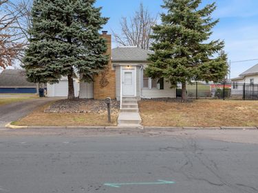 13046 Newell Avenue, Lindstrom, MN 55045