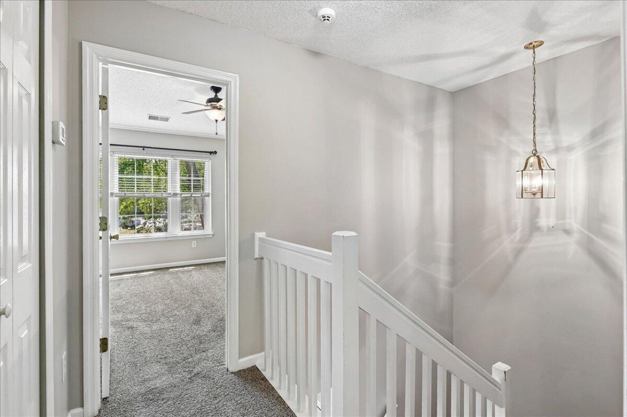 7948 Shadow Oak Drive Photo 19