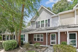 7948 Shadow Oak Drive photo 4