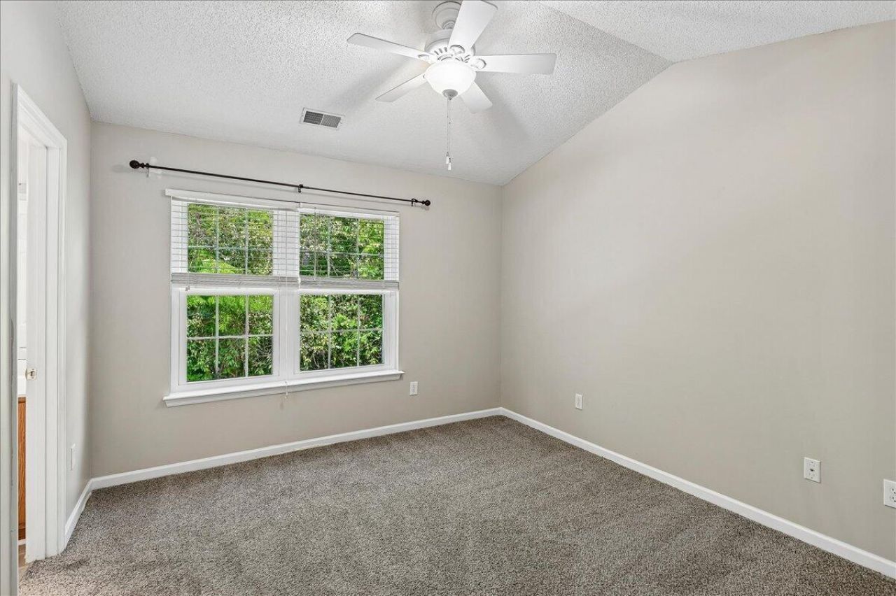 7948 Shadow Oak Drive Photo 32