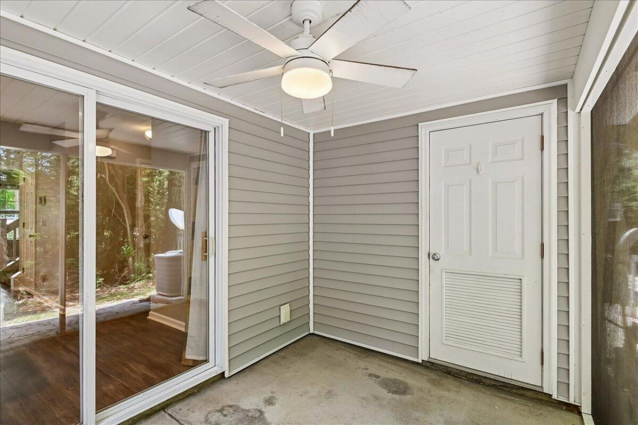 7948 Shadow Oak Drive Photo 36