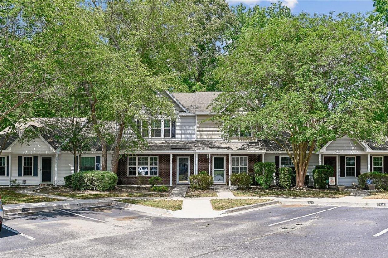 7948 Shadow Oak Drive Photo 4
