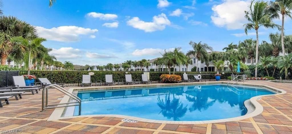 12850 Carrington Cir, Unit 203, Naples, FL 34105 Photo