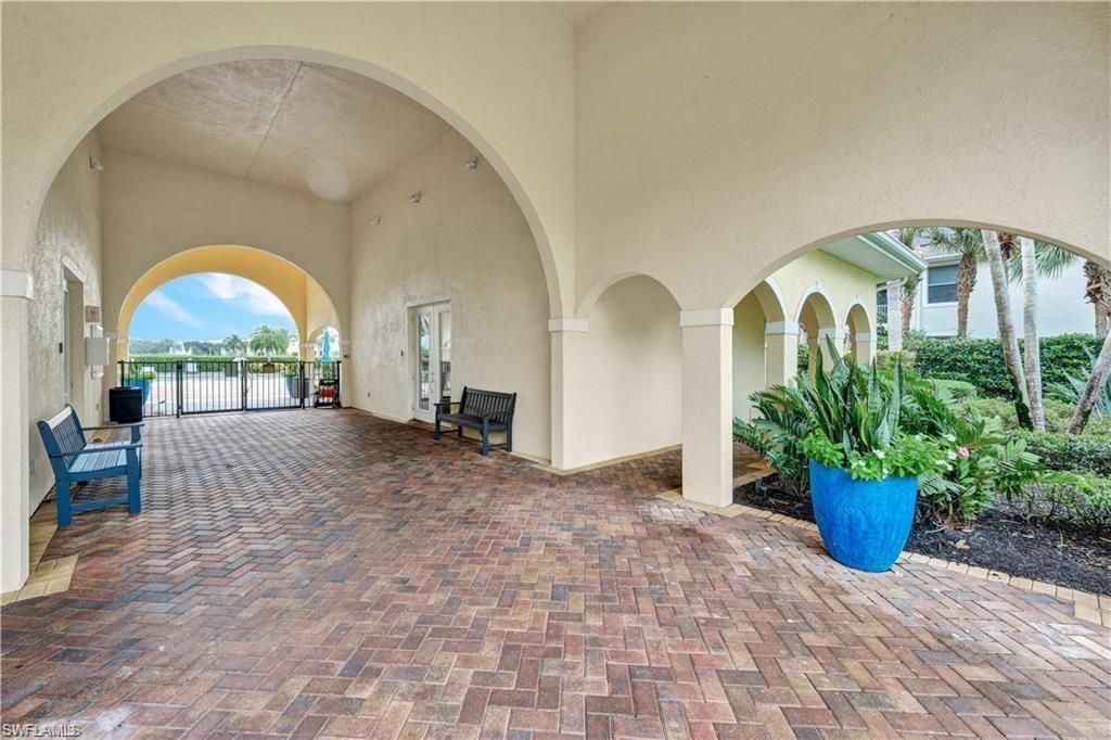 12850 Carrington Cir, Unit 203, Naples, FL 34105 Photo