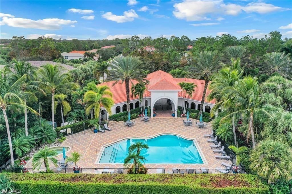 12850 Carrington Cir, Unit 203, Naples, FL 34105 Photo