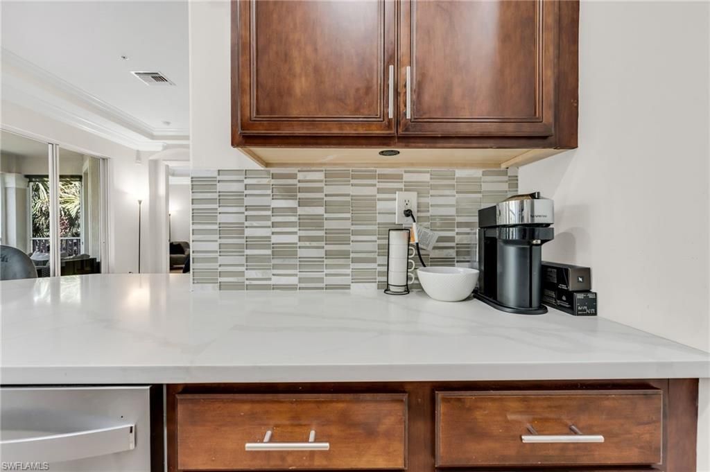 12850 Carrington Cir, Unit 203, Naples, FL 34105 Photo