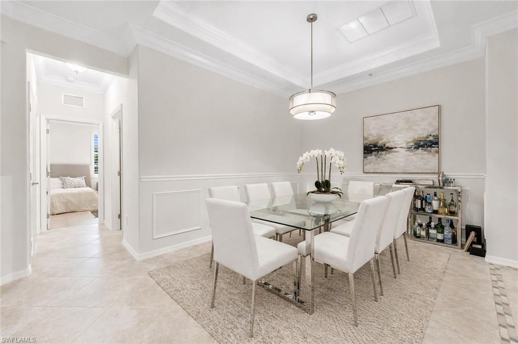12850 Carrington Cir, Unit 203, Naples, FL 34105 Photo