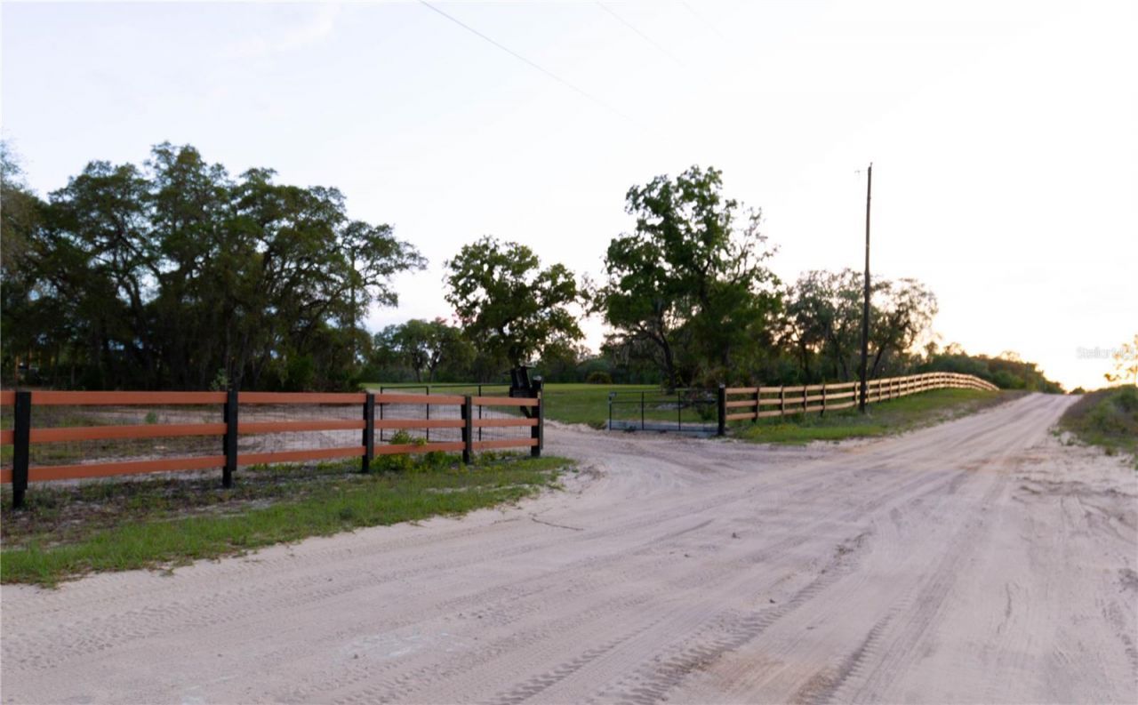6254 W Peking Court, Dunnellon, FL 34433 Photo
