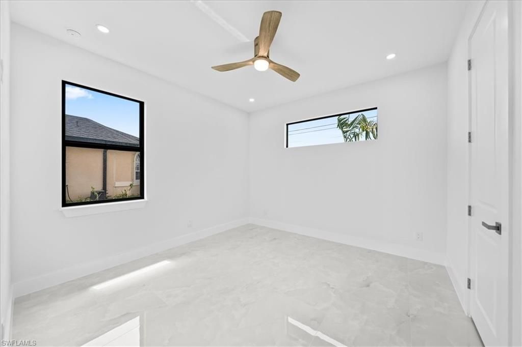 220 NE 9th St, Cape Coral, FL 33909 Photo
