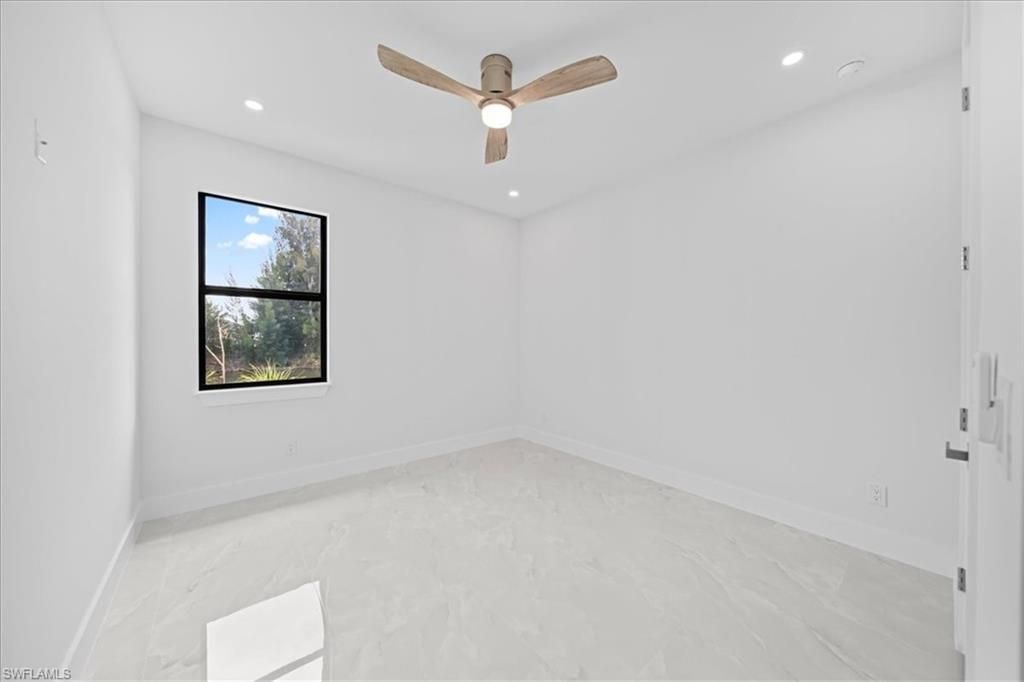 220 NE 9th St, Cape Coral, FL 33909 Photo